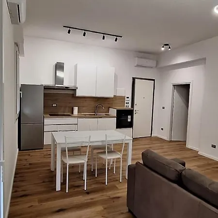 Διαμέρισμα Urbanicooh - Reno Loft 4 Καζαλέκιο ντι Ρένο